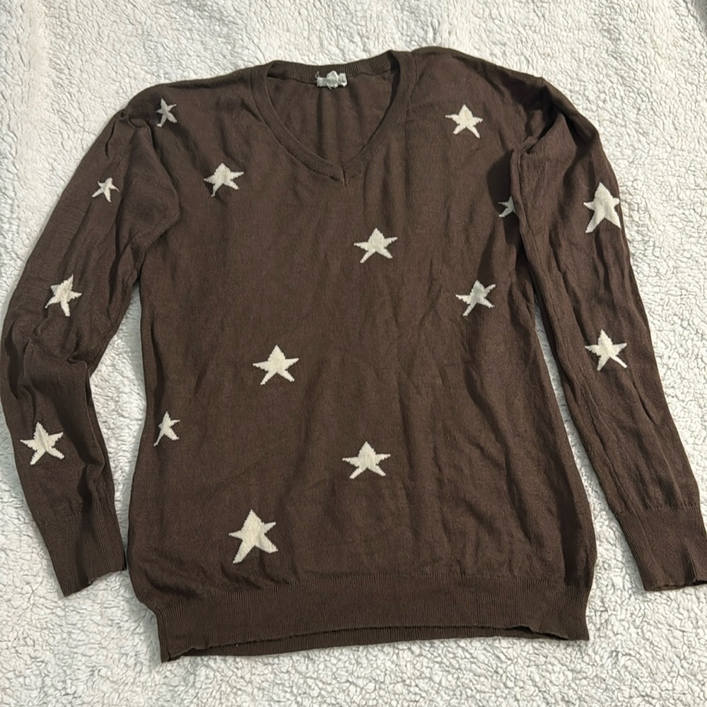Lightweight sweater